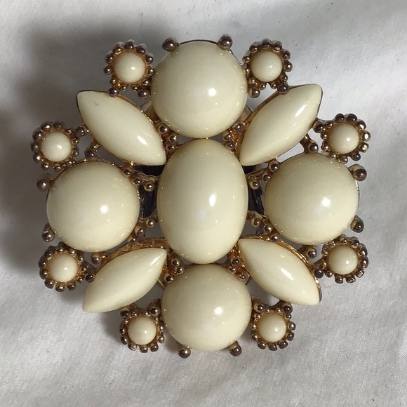 Aldo Statement Ring - Picture 2 of 5